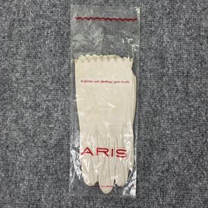 Vintage Aris Gloves Womens 7.5 Off White Leather Unlined Scalloped Wrist 60s